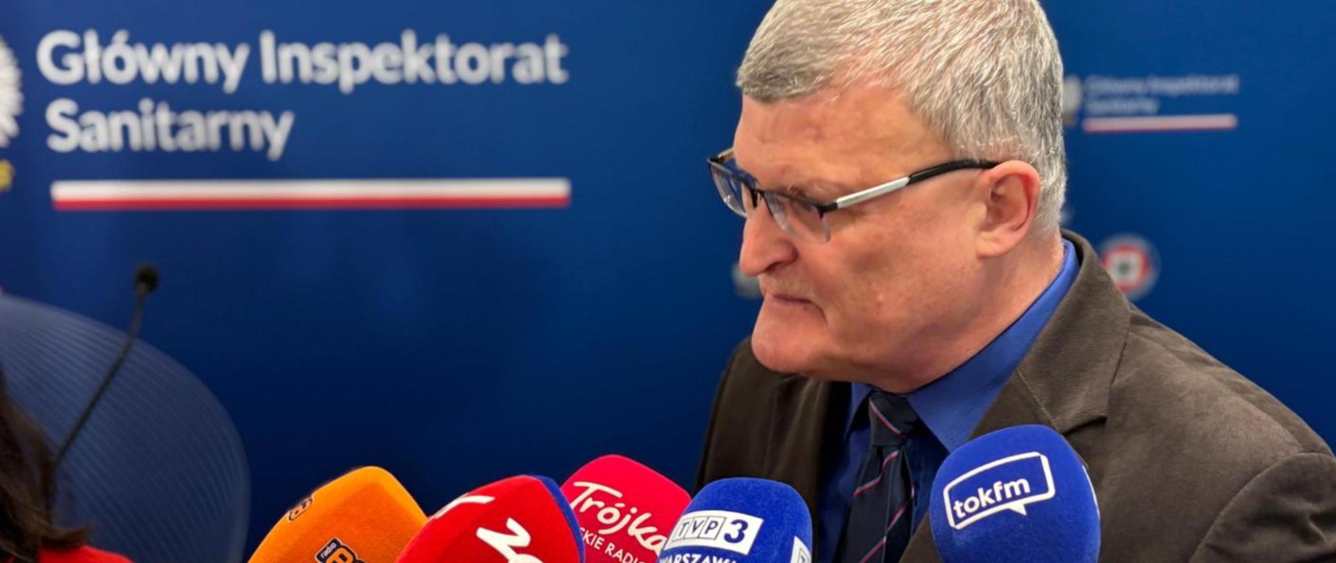 Główny Inspektor Sanitarny Paweł Grzesiowski
