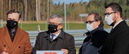 Minister Andrzej Adamczyk oraz wiceminister Marek Gróbarczyk uczestniczyli w oddaniu do ruchu dwóch odcinków drogi ekspresowej S3 w województwie zachodniopomorskim 