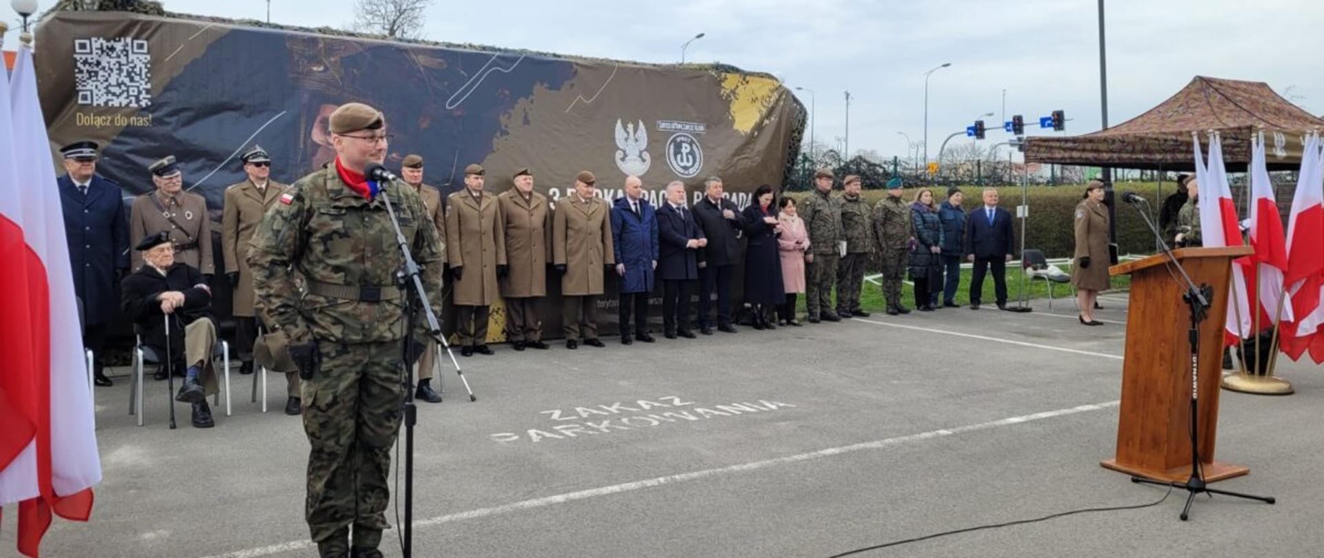 Uczestnicy przysięgi żołnierzy wojsk obrony terytorialnej 