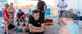 Dzień Pierwszej Pomocy – Stanowisko instruktażowe strażaków.