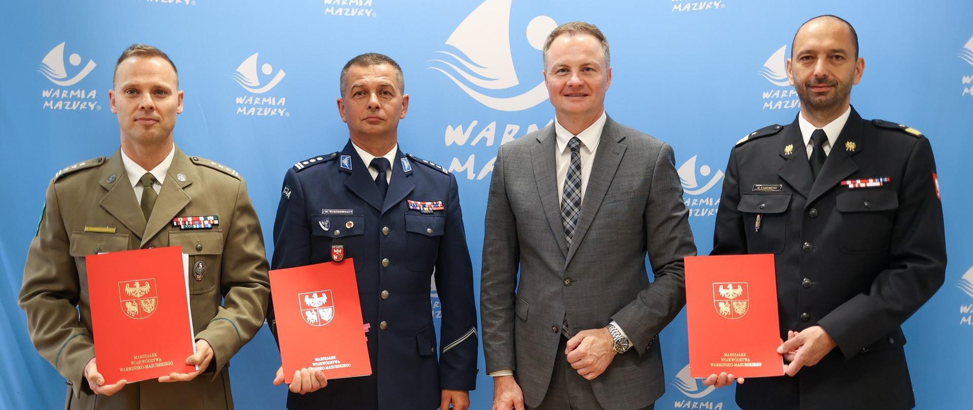 Samorząd Województwa Warmińsko-Mazurskiego przekazał środki finansowe służbom mundurowym
