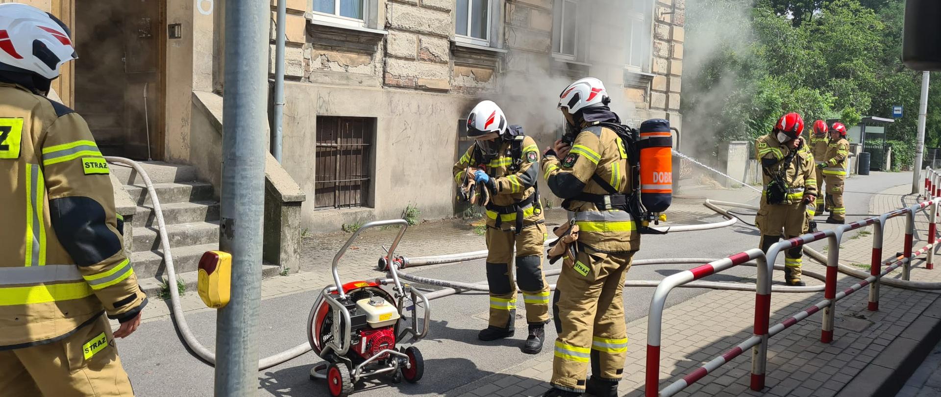 Pożar w kamienicy przy ulicy Łódzkiej