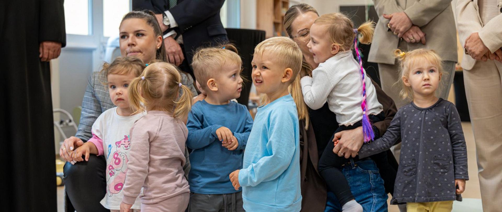 Otwarcie rozbudowanego żłobka samorządowego w Choroszczy, którego modernizacja została dofinansowana z Programu Aktywny Maluch 2022-2029