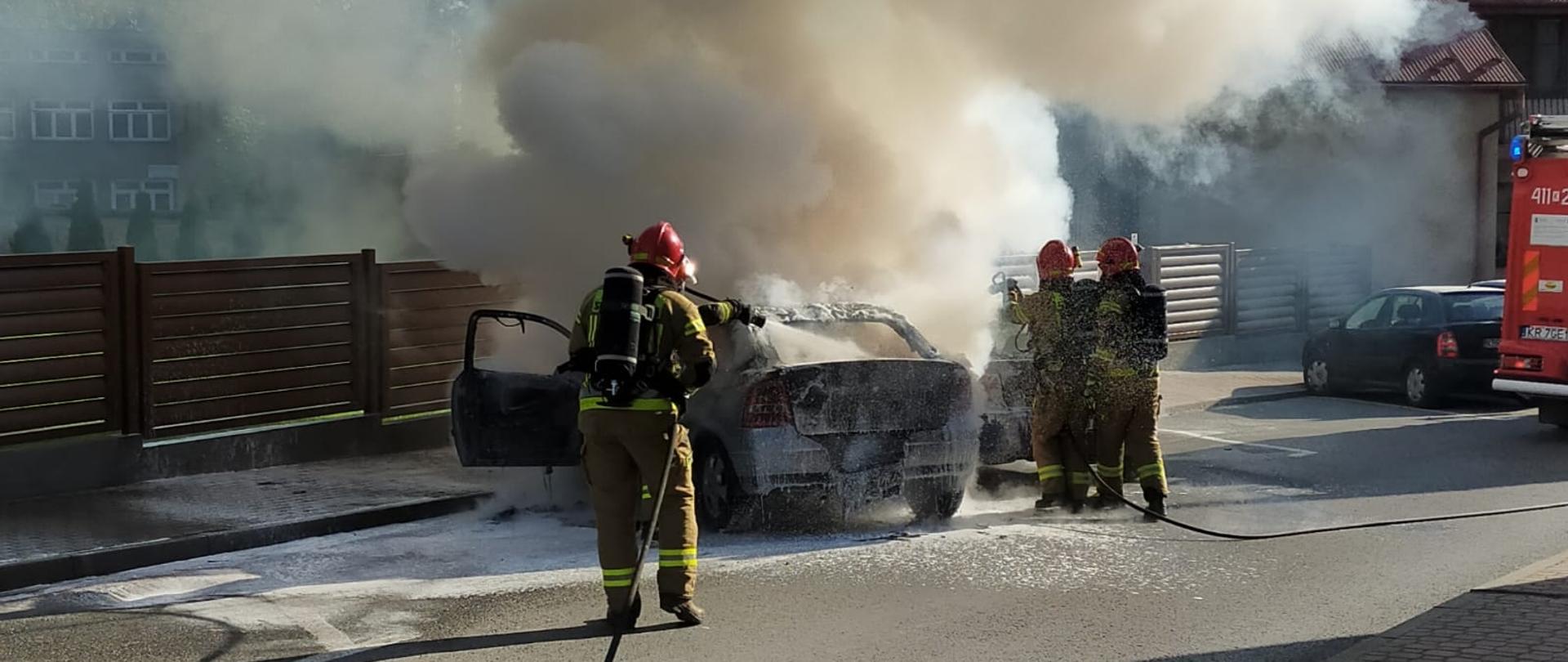 Pożar samochodu osobowego Brzesko 