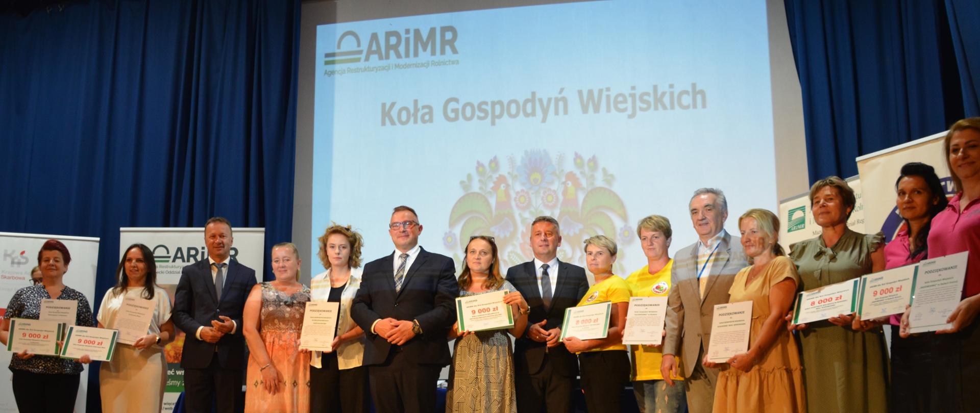 Koła Gospodyń Wiejskich z powiatu przysuskiego z bonami finansowymi i wsparciem szkoleniowym