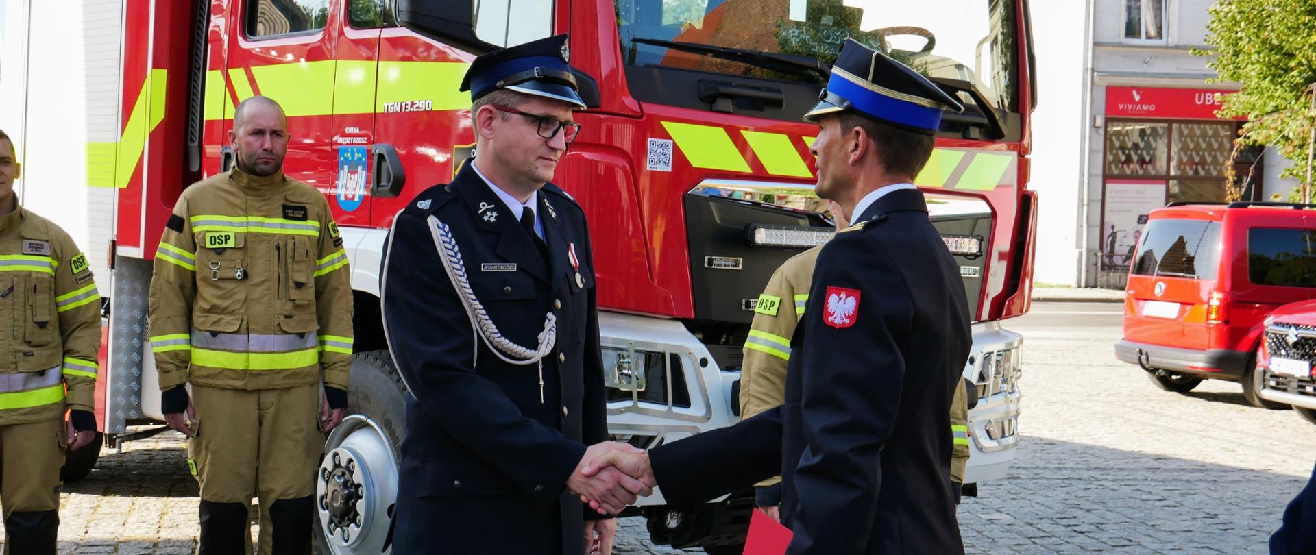 Nowy samochód dla OSP Wyszanowo