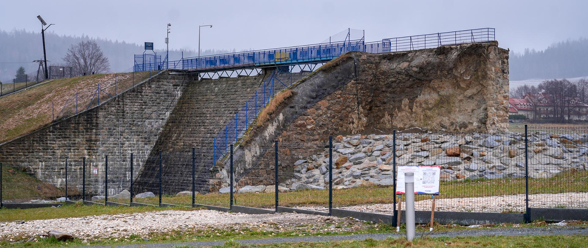 Zbiornik w Stroniu Śląskim
