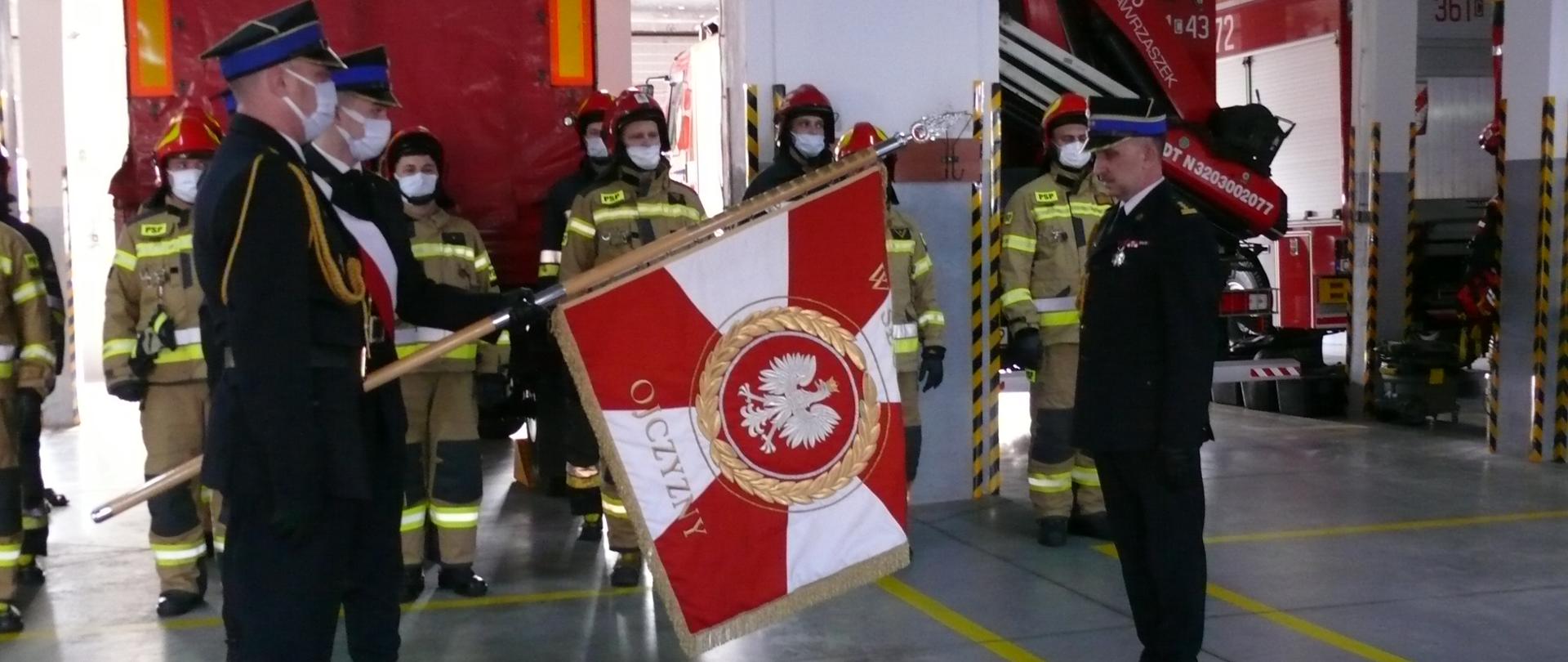 Zdanie obowiązków Komendanta Miejskiego PSP we Włocławku - st.bryg. Adam Dominikowski