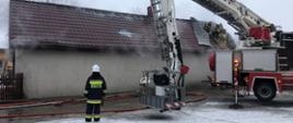 Pożar budynku mieszkalnego w Czernicach Borowych -(opis alternatywny)