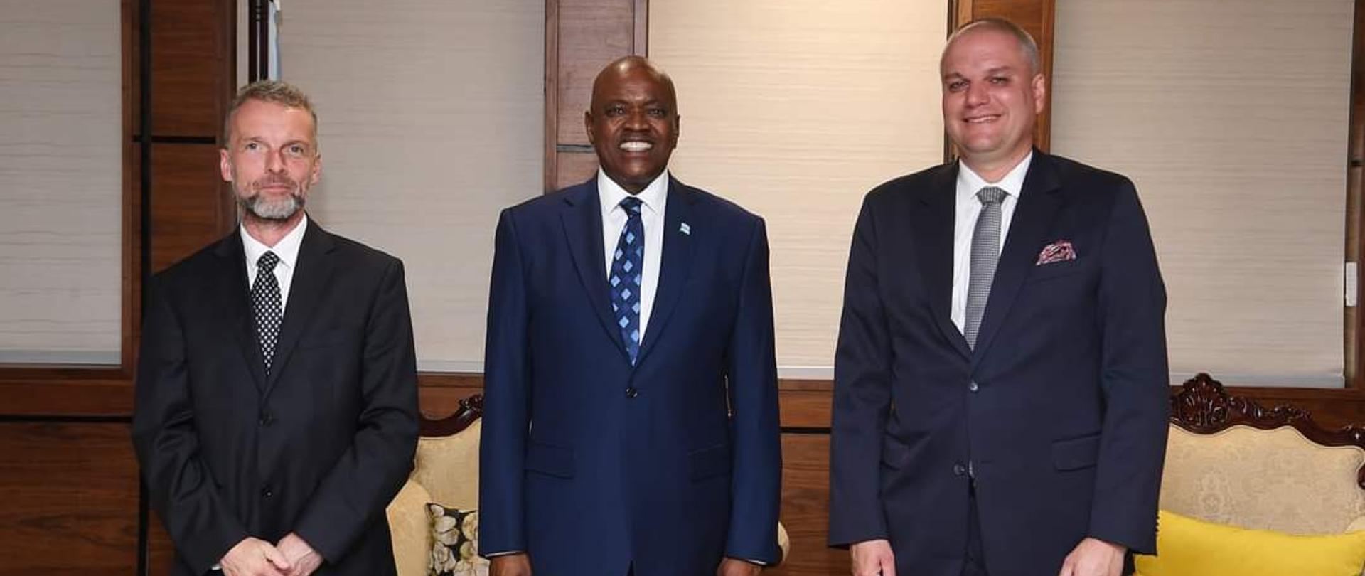 Ambasador Adam Burakowski składa listy uwierzytelniające w Republice Botswany