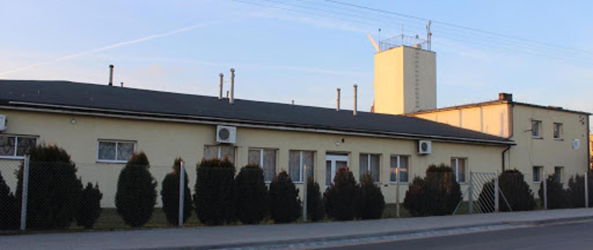 Na zdjęciu budynek OSP Dąbrowa Chełmińska - elewacja frontowa
