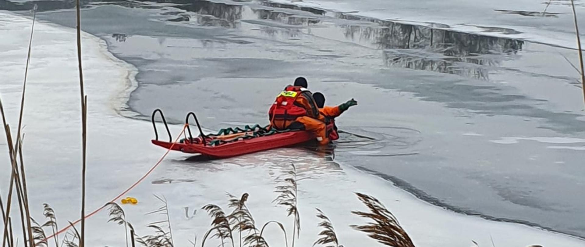 Zajęcia na akwenie (woda-lód)