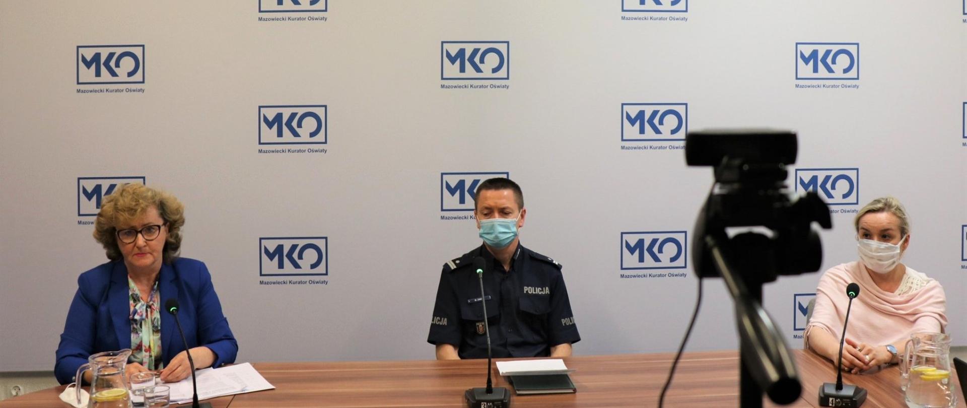 2 czerwca br. odbyła się wideokonferencja, przygotowana z inicjatywy Mazowieckiego Kuratora Oświaty na temat prawidłowej oraz bezpiecznej organizacji kolonii, obozów oraz półkolonii.