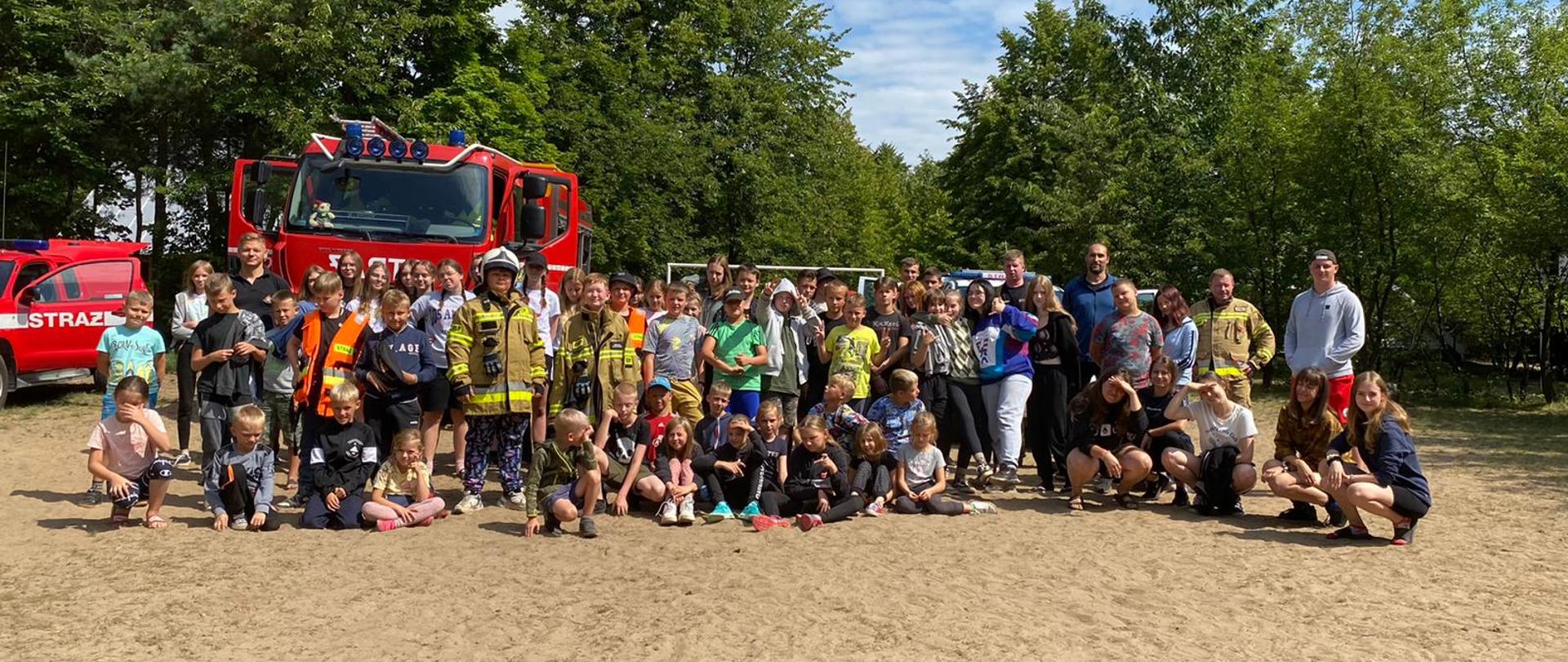 Wizyta strażaków na obozie w Słupii