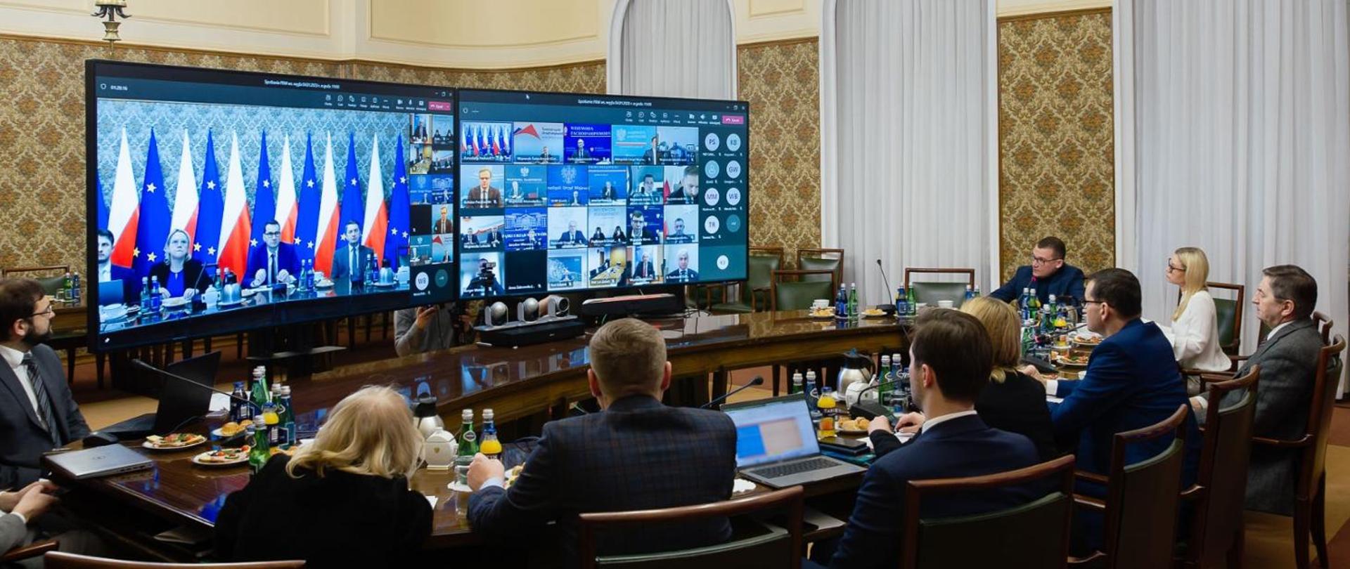 Komitet Węglowy pod przewodnictwem premiera Mateusza Morawieckiego w KPRM.