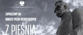 Plakat zapowiada koncert pieśni patriotycznych zatytułowany „Z pieśnią ku wolności”. W tle widoczny jest monumentalny, szary pomnik przedstawiający postać Marszałka Józefa Piłsudskiego na tle nieba z chmurami. Dominują kolory biały, szary i czerwony, symbolizujące barwy narodowe Polski. Na plakacie znajduje się biały orzeł – godło Polski – oraz tekst informujący o wydarzeniu: koncert odbędzie się 13 listopada 2025 roku o godzinie 17:00. Wystąpi chór uczniów, rodziców i nauczycieli Państwowej Szkoły Muzycznej I stopnia im. J. S. Bacha w Grajewie wraz z zespołem instrumentalnym nauczycieli szkoły.