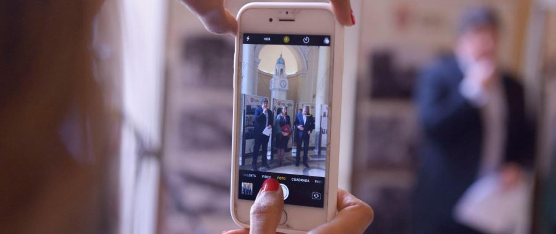 Łamiemy szyfry Enigmy w Palacio Legislativo.