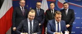Zastępca Prezesa Zarządu NFOŚiGW Sławomir Mazurek, podczas uroczystego podpisywania umów w Świdniku. Fot. UM Świdnik.