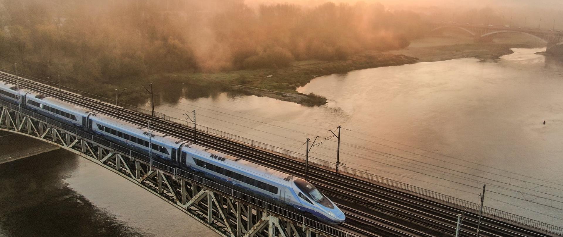 Fundusze UE na przebudowę Warszawskiego Węzła Kolejowego