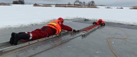 Ćwiczenia ratownicze z zakresu ratownictwa lodowego.