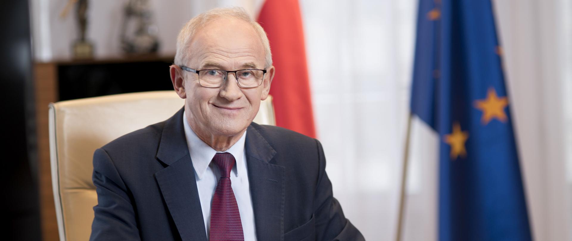 Minister Krzysztof Tchórzewski