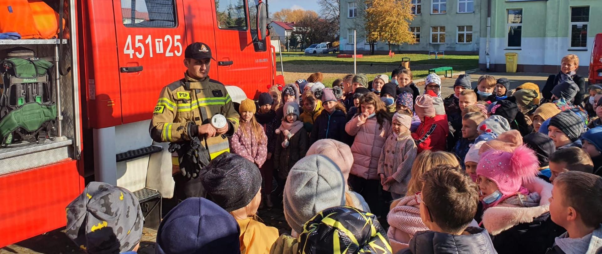 Ostrowieccy strażacy z wizytą w PSP Nr 1 