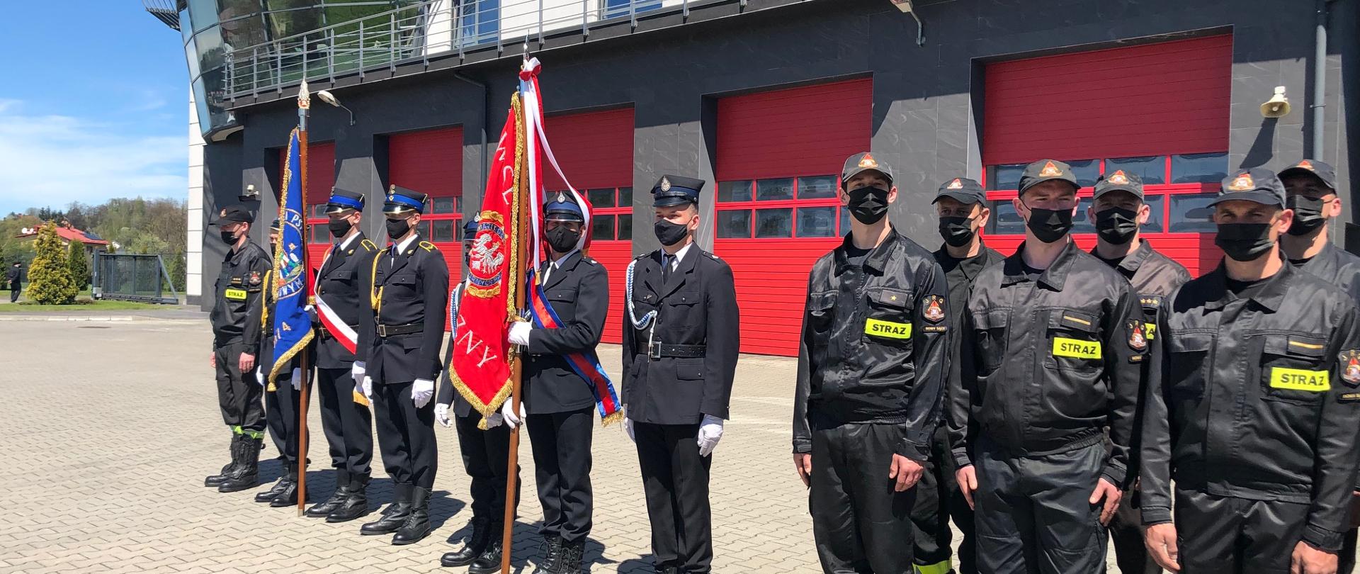 Pododdziały na placu KM PSP Nowy Sącz