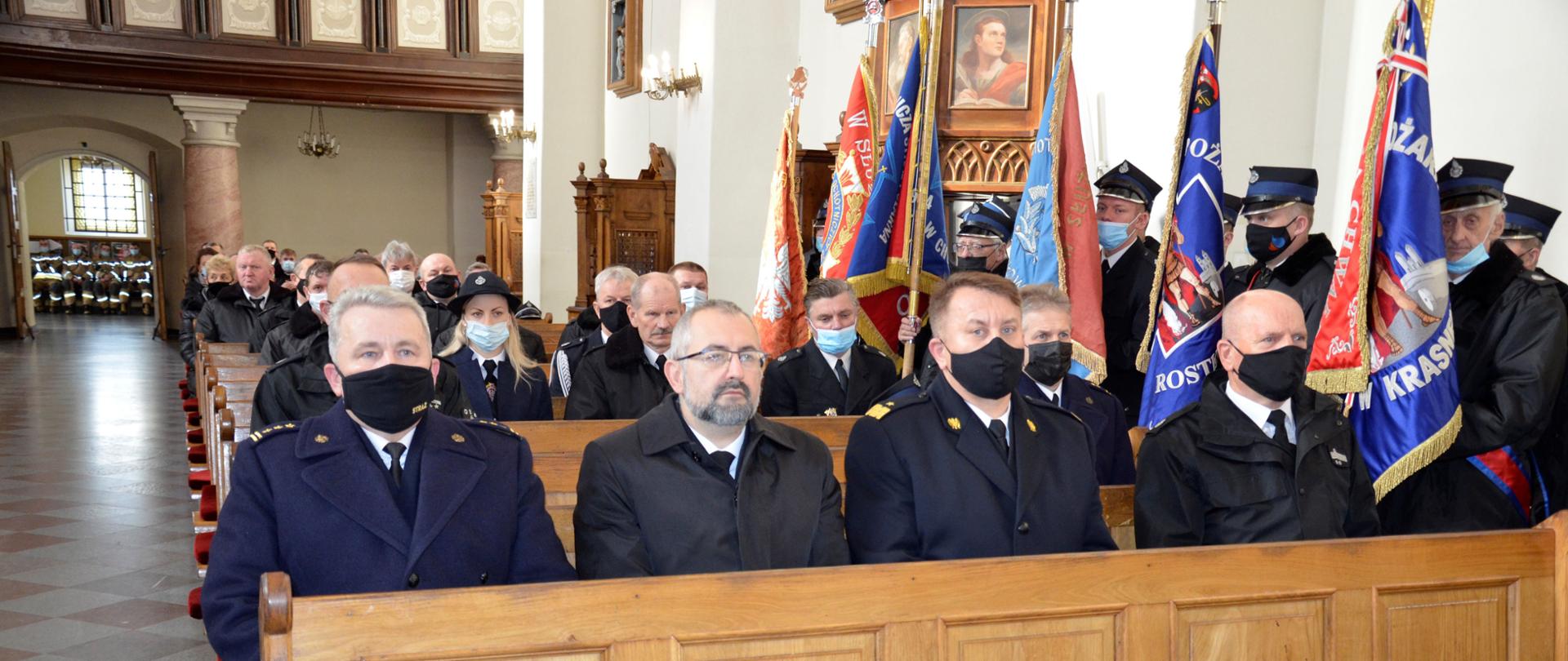 Uroczysta Msza Święta w intencji zmarłych strażaków i nominacja Kapela Przasnyskich Strażaków
