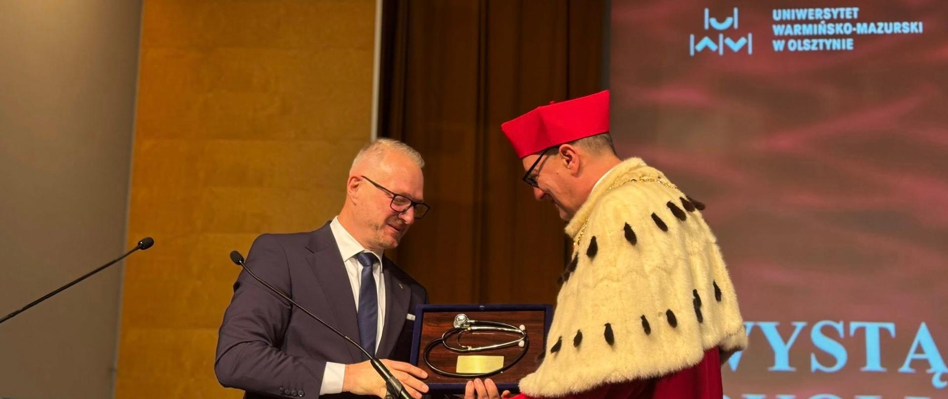 Uniwersytet Warmińsko-Mazurski świętuje 26-lecie. Wojewoda Radosław Król: „To uczelnia, która zmienia przyszłość regionu”
