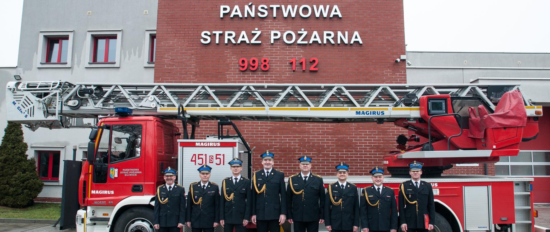 Uroczysta zbiórka w Komendzie Miejskiej Państwowej Straży Pożarnej w Gliwicach