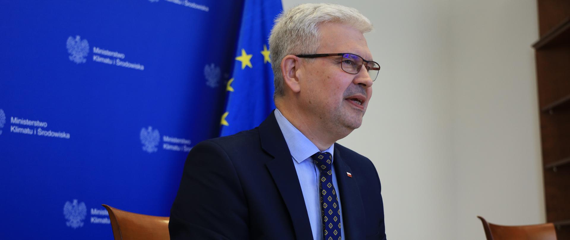 Wiceminister klimatu i środowiska Ireneusz Zyska na Kongresie 590 