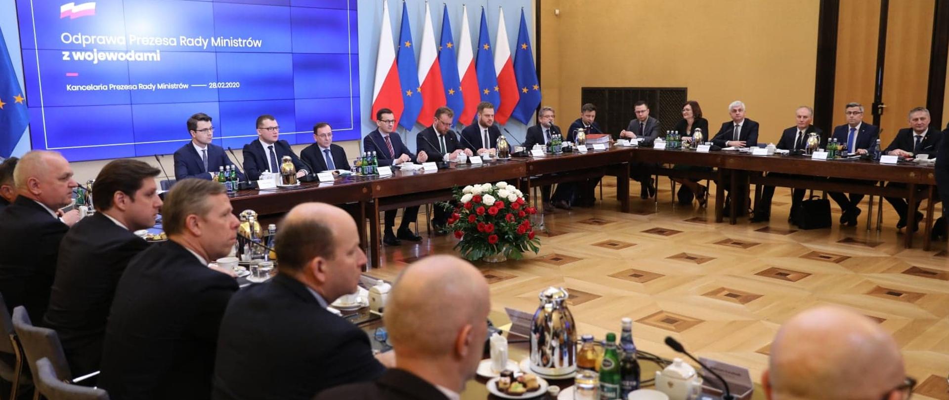 Narada premiera z wojewodami Foto: https://twitter.com/PremierRP