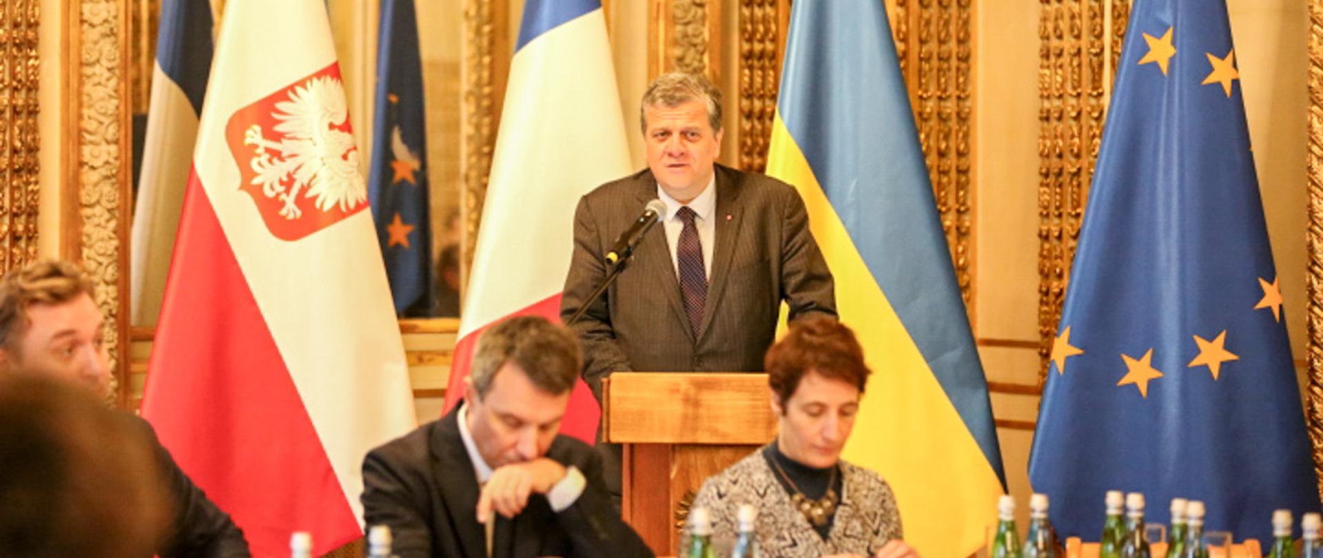 Okrągły stół nt. zmęczenia wojną w Europie i dalszego wsparcia dla Ukrainy