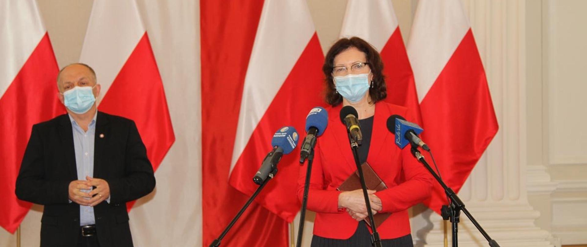 Konferencja prasowa po sisiedzeniu Wojewódzkiego Zespołu Zarządzania Kryzysowego