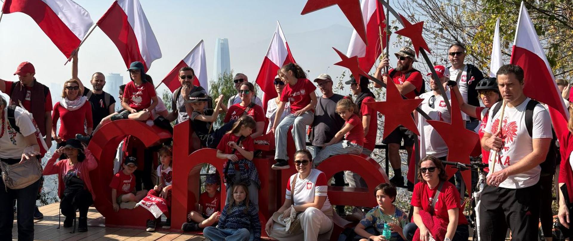 picnic polaco , foto con las letras CHILE
