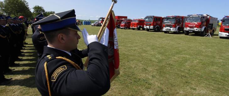 Na stadionie wiejskim w miejscowości Dębołęka