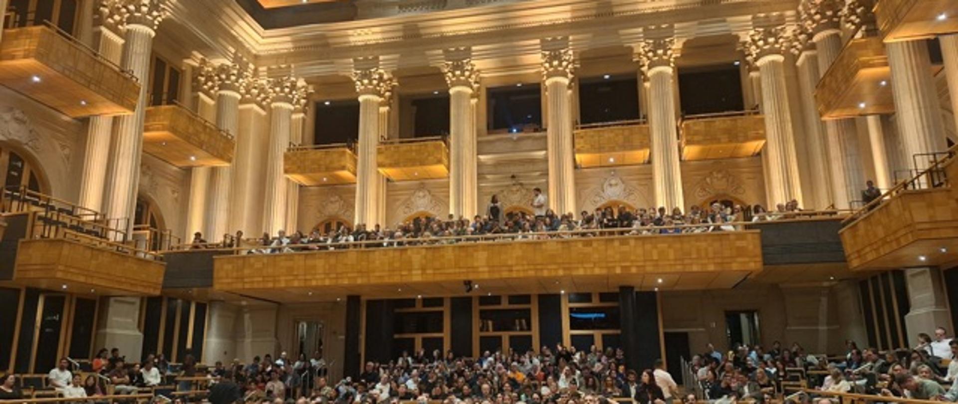 Publiczność zgromadzona w Sala Sao Paulo
