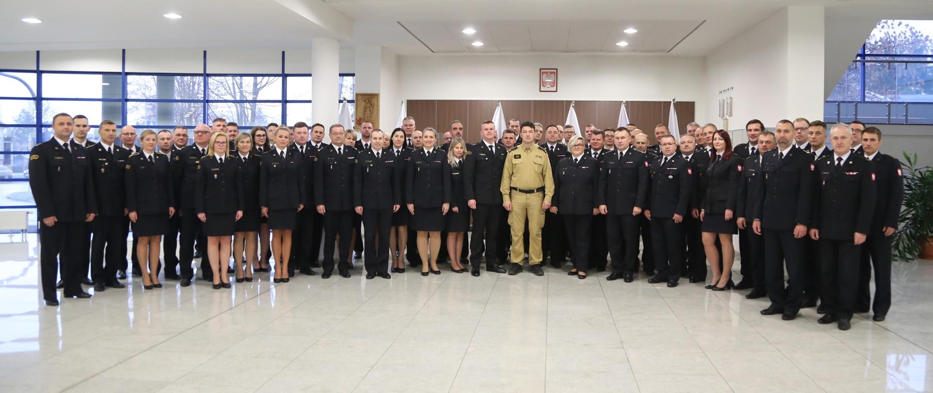 Na zdjęciu widać przedstawicieli pionów komisji dyscyplinarnych PSP