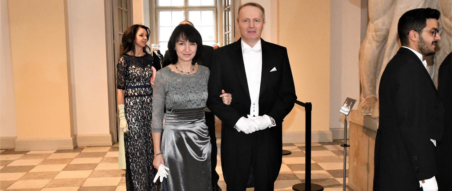 ambasador mościcka-dendys wraz z małżonkiem podczas przyjęcia noworocznego