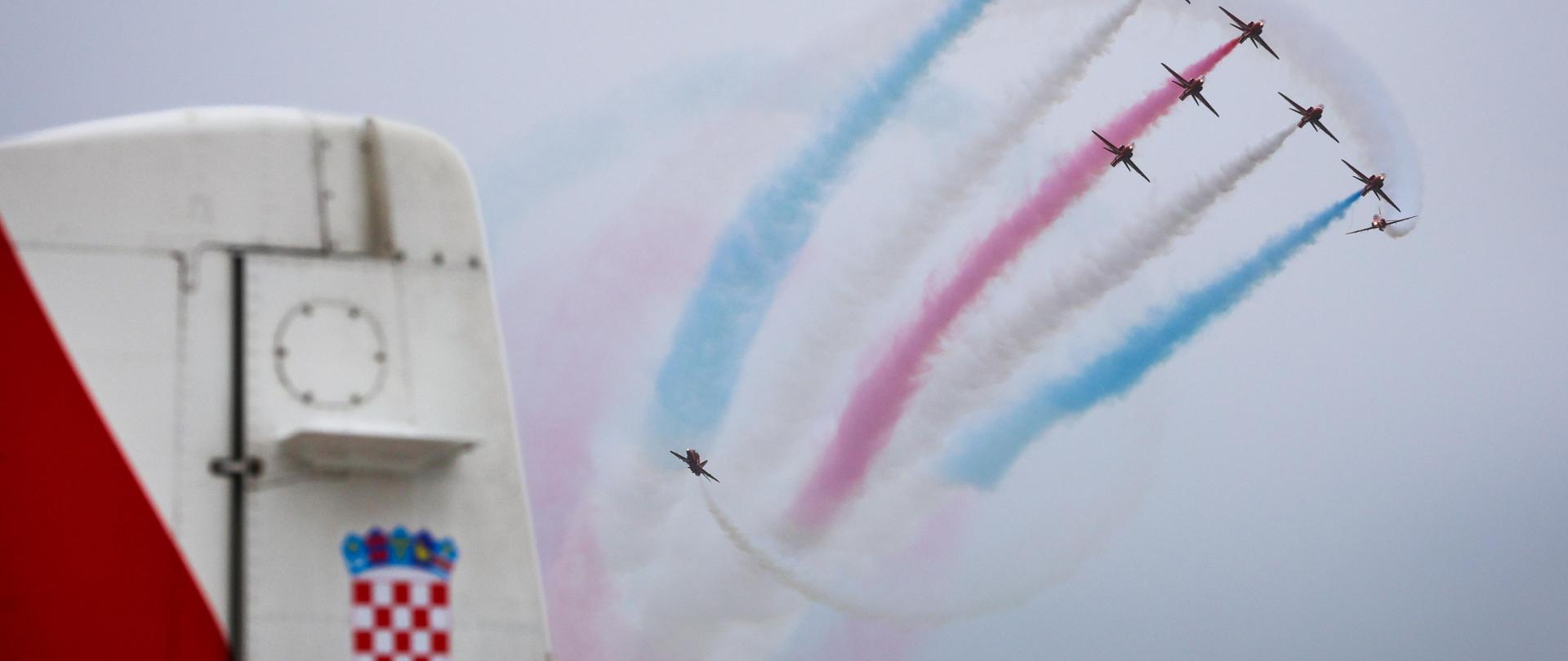 Distinguished guests were invited to Zadar airbase to witness the Red Arrows and Wings of Storm perform. Present was Lieutenant Colonel Andrew Higgs, UK Defence Attache in Croatia.
This five-week deployment is a crucial training phase for the Red Arrows, allowing air and ground crews to prepare for a busy diamond anniversary.
The season will see performances across the UK, in Europe and Canada.
Exercise Springhawk takes advantage of more settled, fine weather conditions – with the potential for the team to fly up to 15 times a week to perfect and polish a brand new aerobatic display that will be enjoyed by millions of people this summer.
Imagery captured by Cpl Phil Dye. 24/04/2024
