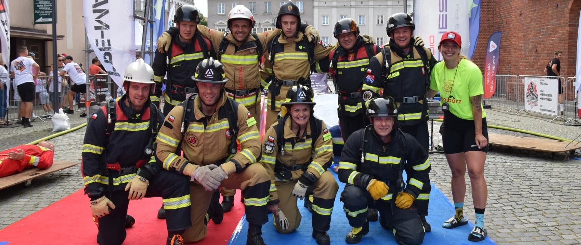 Strażacy po zawodach