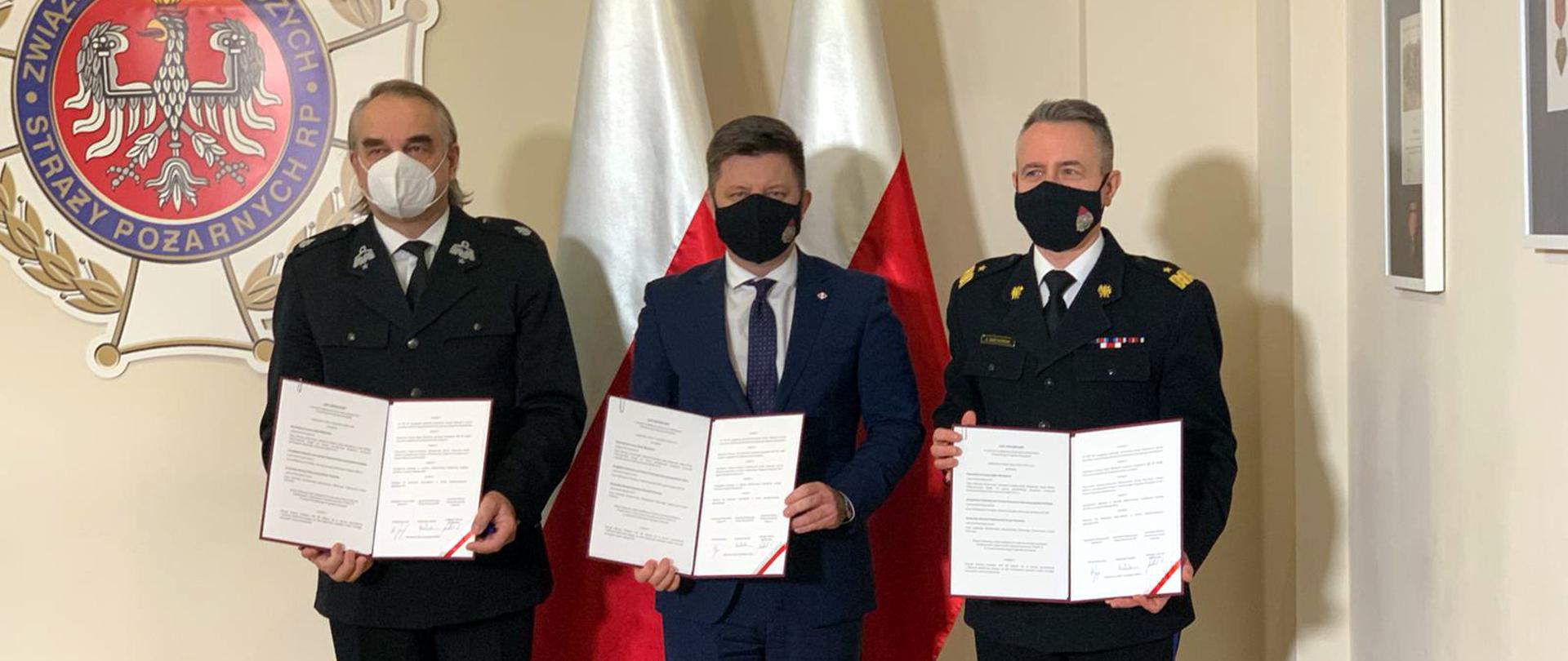 Strażacy będą wspierać akcję szczepienia przeciw COVID-19