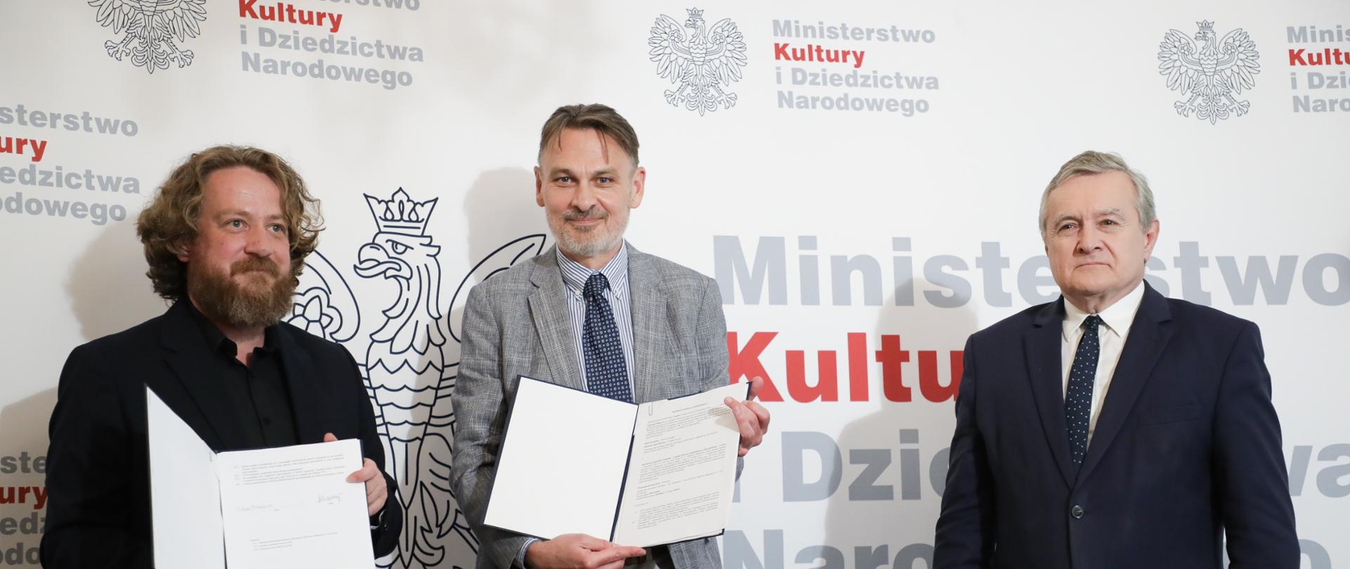 „Działalność organizacji pozarządowych musi mieć wsparcie medialne”. Umowa o współpracy Telewizji Polskiej i Narodowego Instytutu Wolności, fot. Danuta Matloch