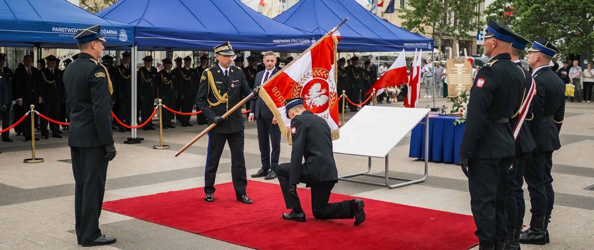 Obchody Dnia Strażaka - nadanie sztandaru Komendzie Miejskiej PSP w Rybniku i 150-lecie Rybnickiej Straży Pożarnej