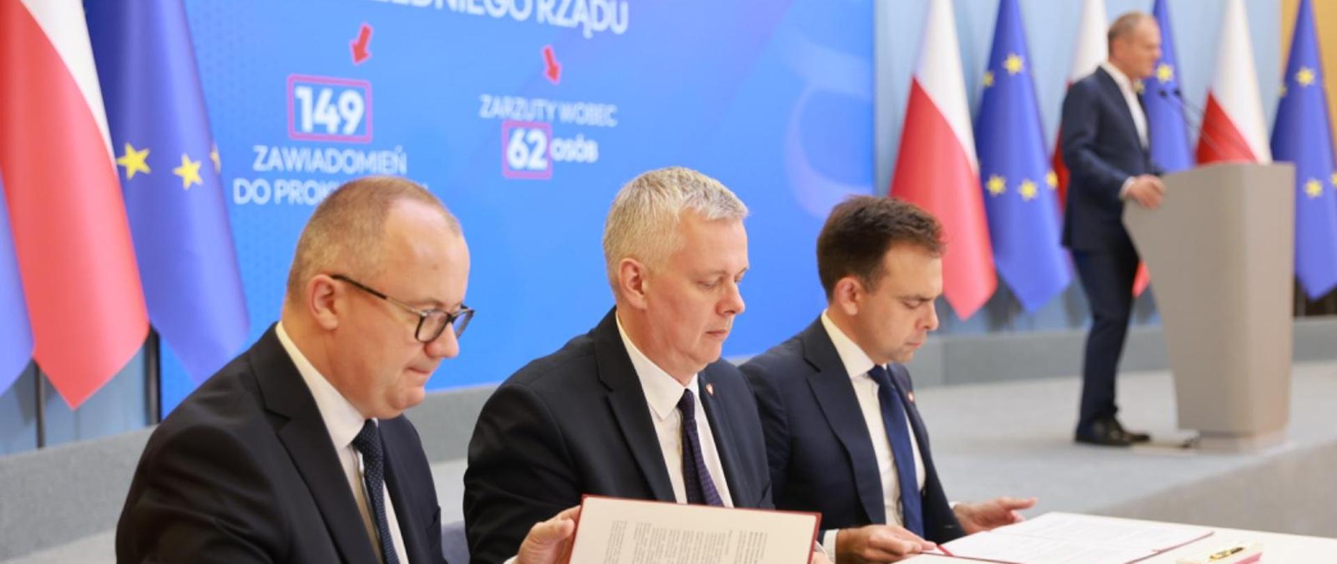 Minister Spraw Wewnętrznych i Administracji, Minister Finansów oraz Minister Sprawiedliwości i Prokurator Generalny podpisali dzisiaj porozumienie w sprawie oceny ochrony interesu skarbu państwa w procesie gospodarowania środkami publicznymi w latach 2016-2023.