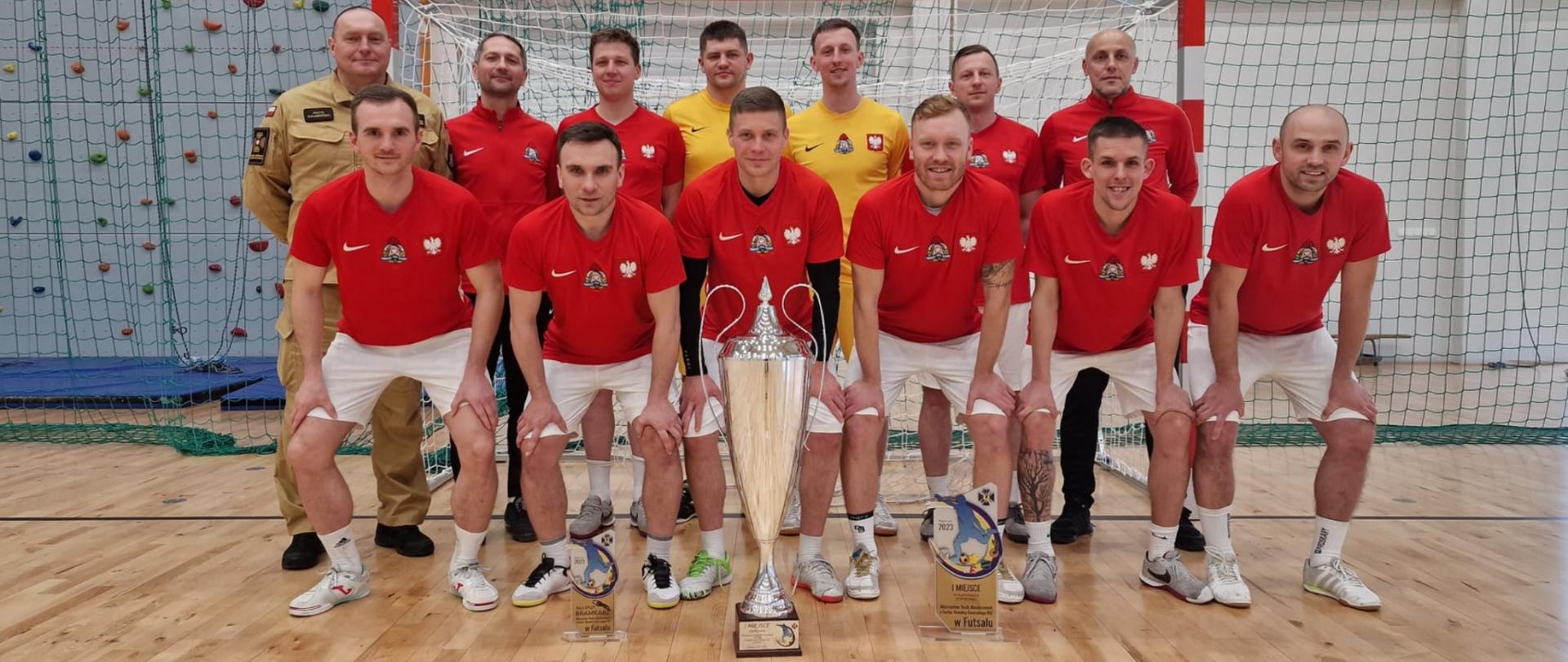 Reprezentacja Strażaków Mistrzem Polski Służb Mundurowych w Futsalu