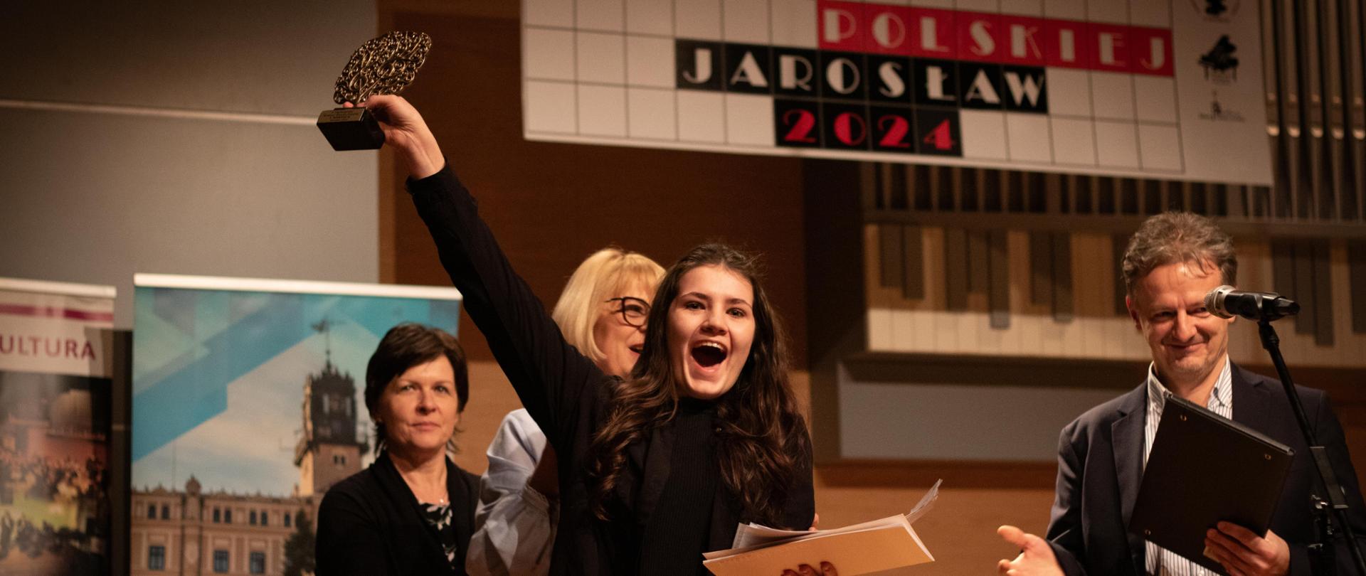 Zdjęcie laureatki I miejsca w V grupie