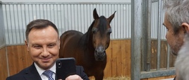 Prezydent RP Andrzej Duda podczas zwiedzania Narodowej Wystawy Rolniczej w Poznaniu