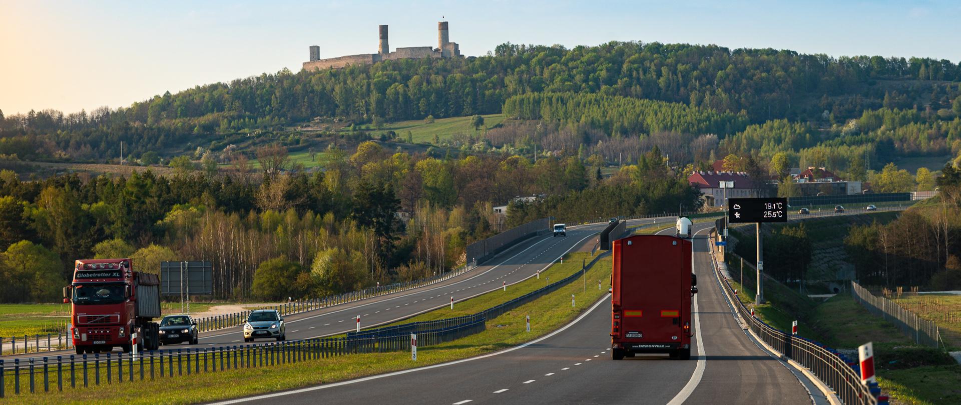 Widok na drogę ekspresową S7