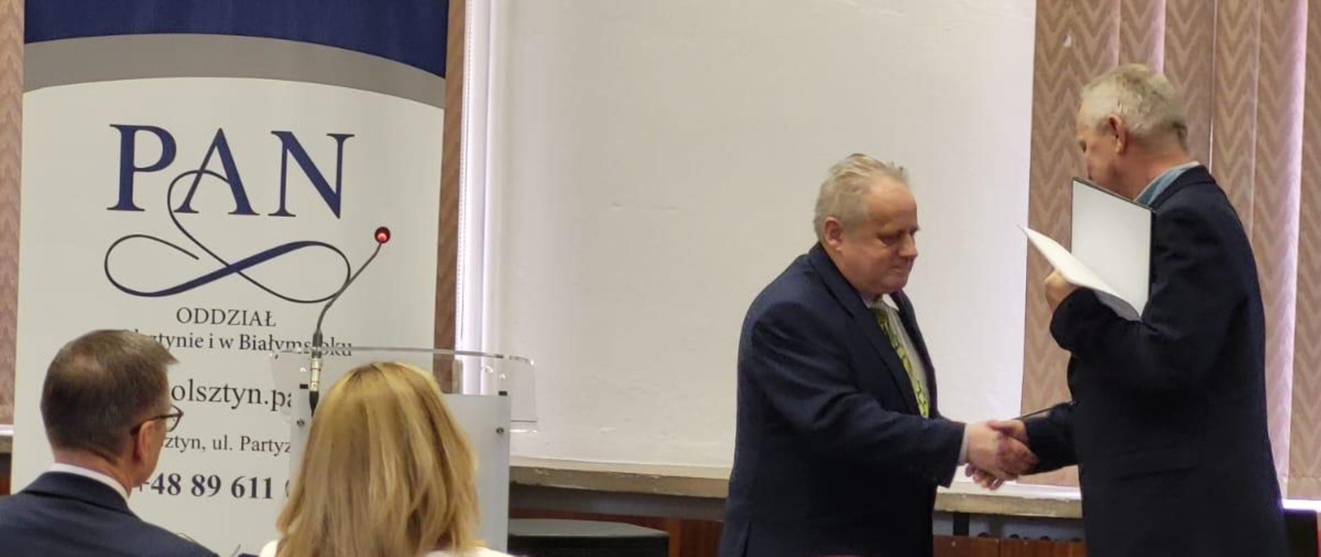 PAN wyróżnił wybitnych naukowców 